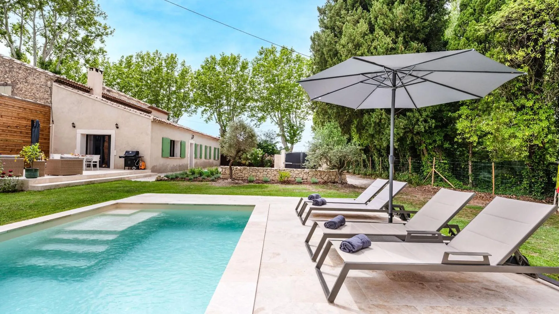 Gite Le Figuier Des Alpilles- 6P Eygalières Сasa de vacaciones